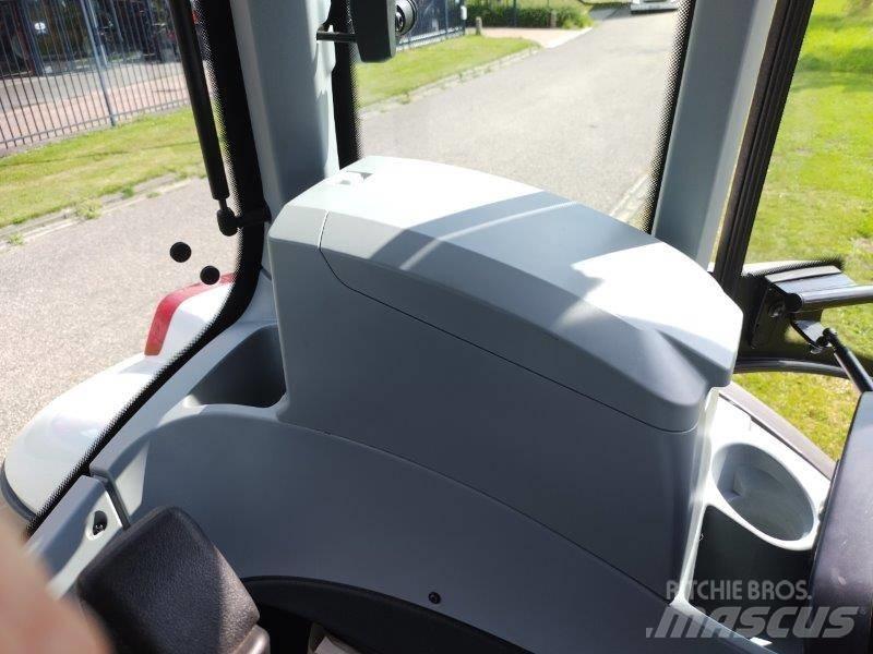 Valtra T 175 A Traktorit