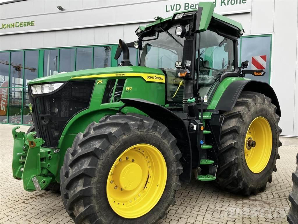 John Deere 7R 330 Traktorit