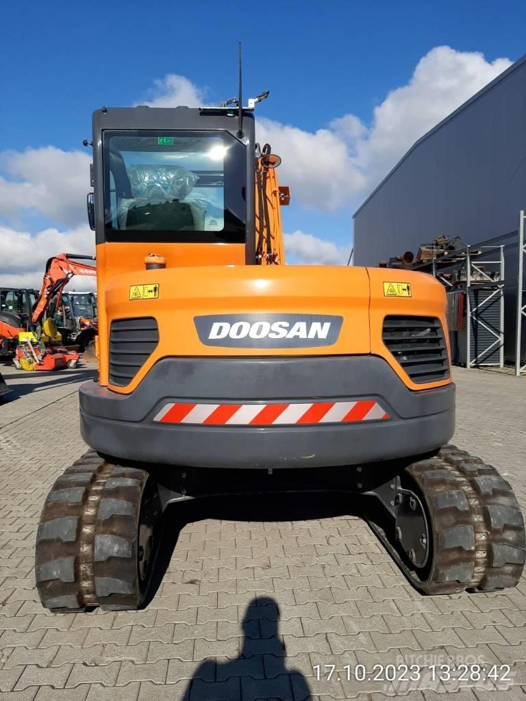 Develon DX 85 R-3 Midikaivukoneet 7t - 12t
