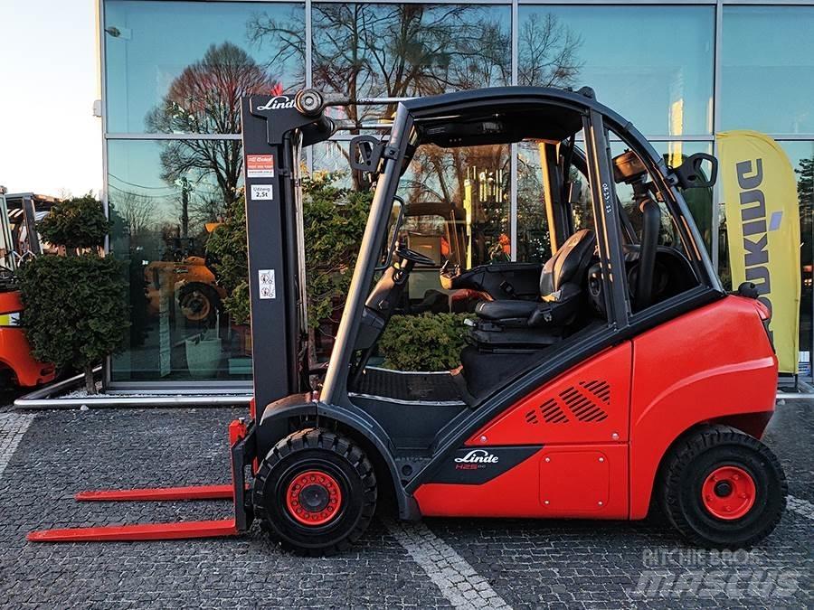 Linde H25T-02 Nestekaasutrukit
