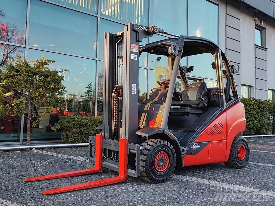 Linde H25T-02 Nestekaasutrukit
