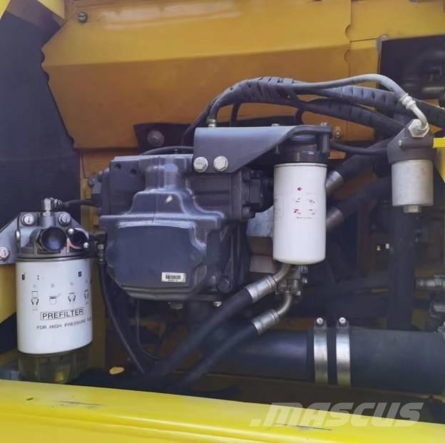 Komatsu PC220-8 Telakaivukoneet