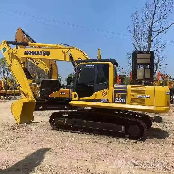 Komatsu PC220-8 Telakaivukoneet