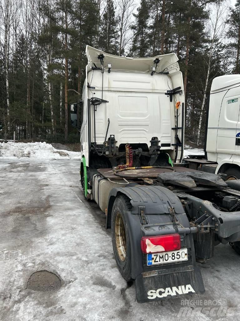Scania R410 4x2 Vetopöytäautot