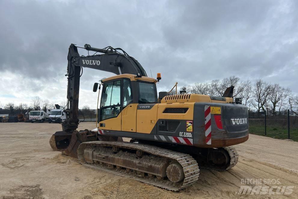 Volvo EC 220 DL Telakaivukoneet