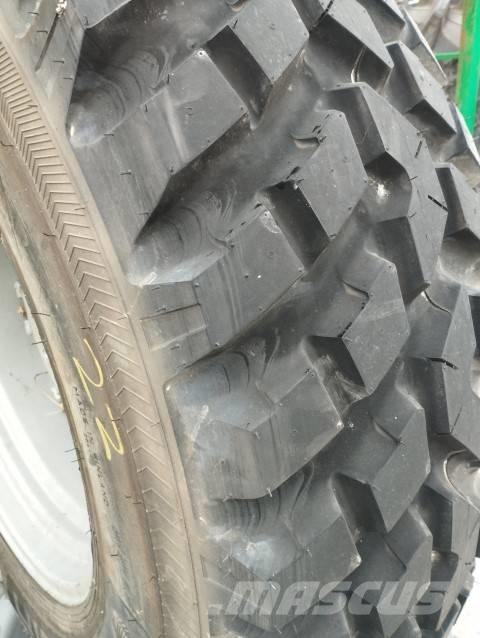 Nokian 440/80X30 Renkaat ja vanteet