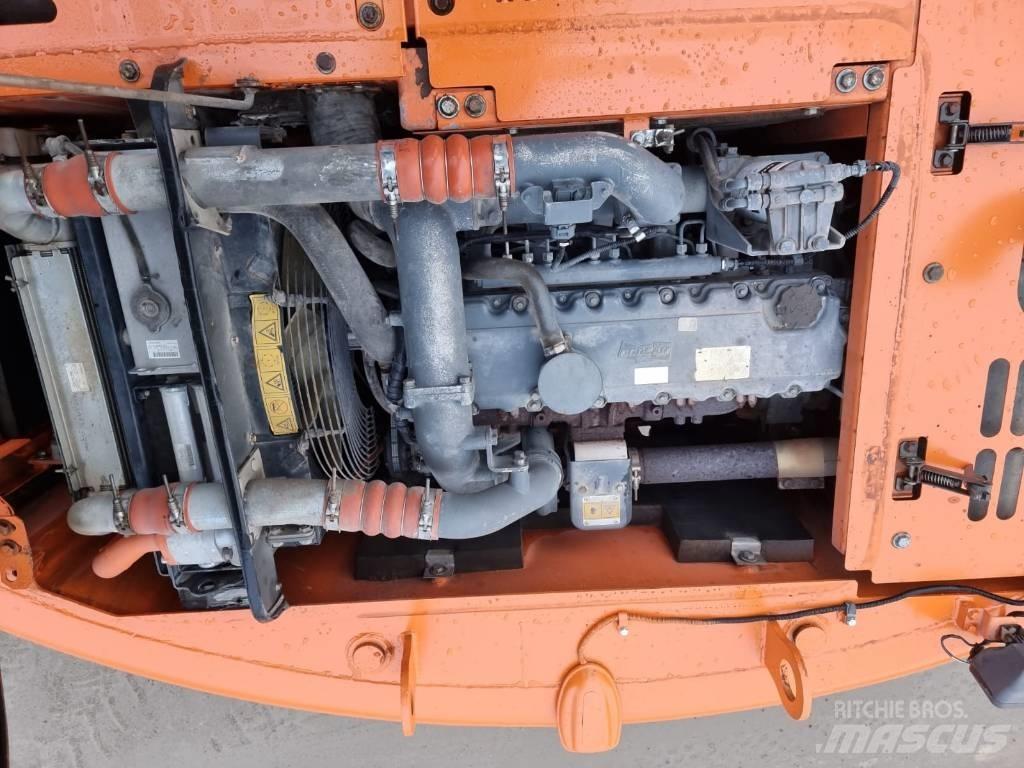 Doosan DX 140 LC Telakaivukoneet