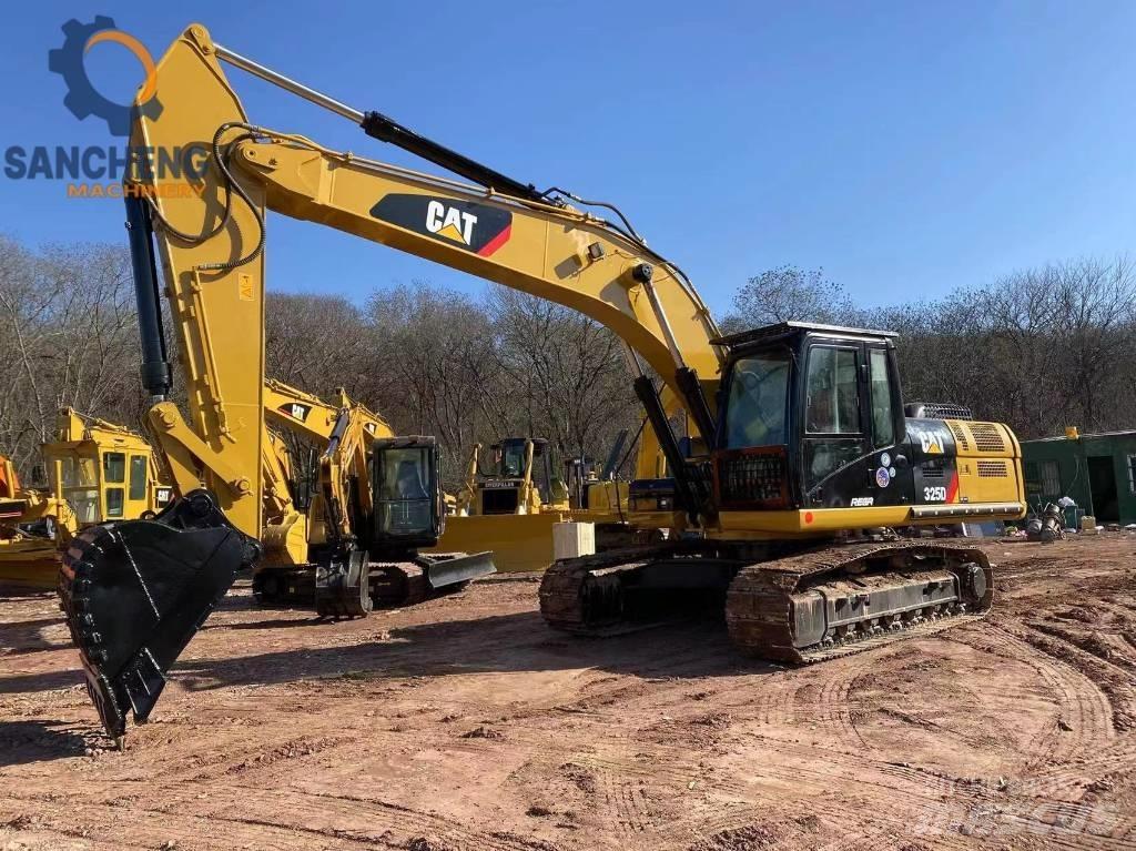 CAT 325 D Telakaivukoneet