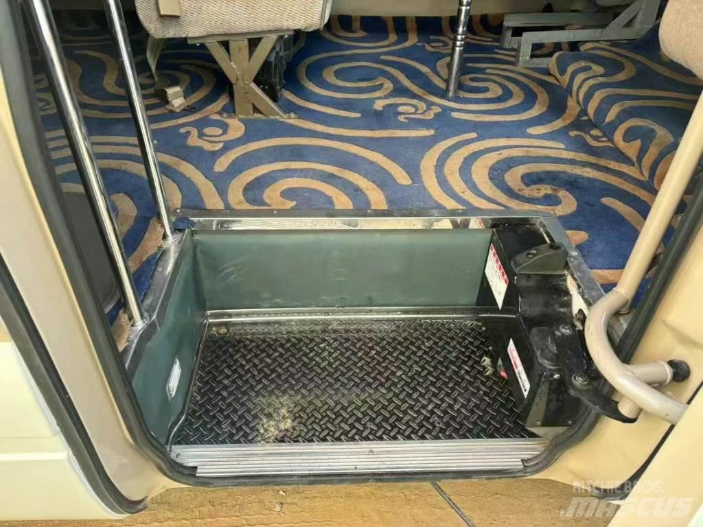 Toyota Coaster Linjaliikennebussit