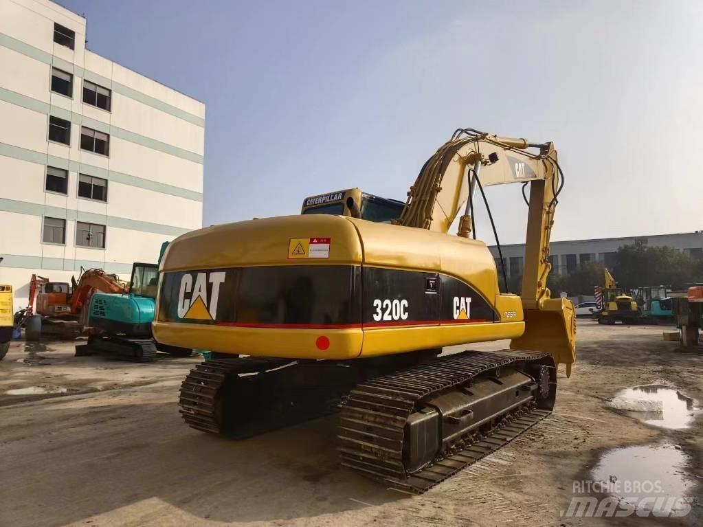 CAT 320 C Telakaivukoneet
