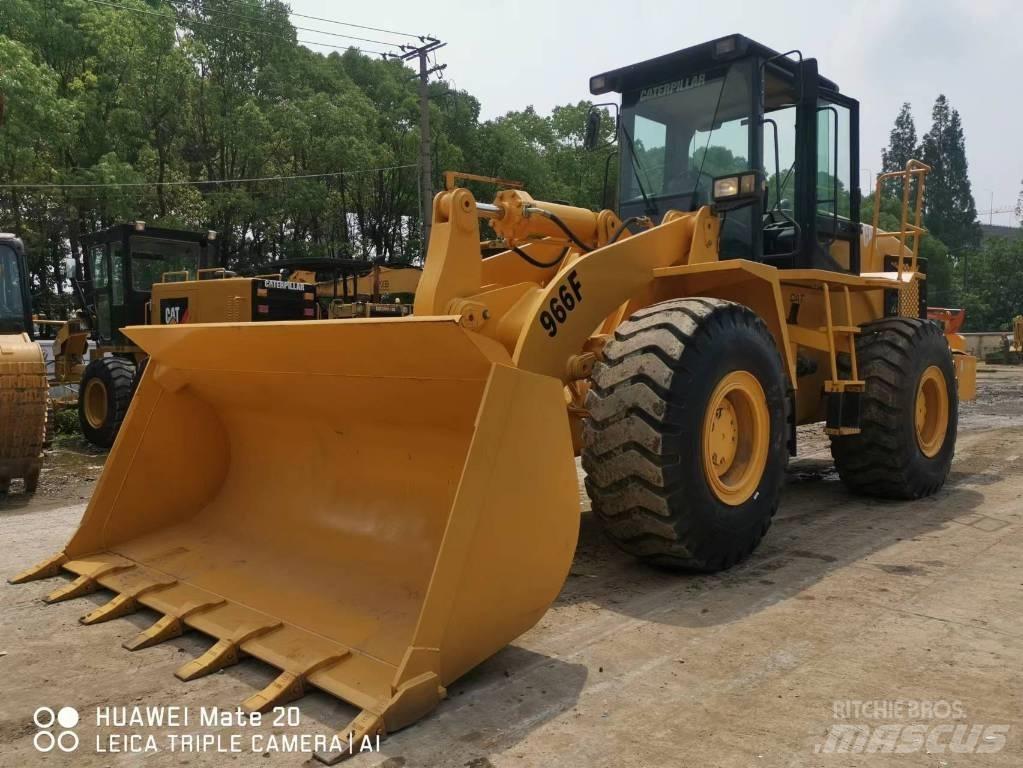 CAT 966 F Pyöräkuormaajat