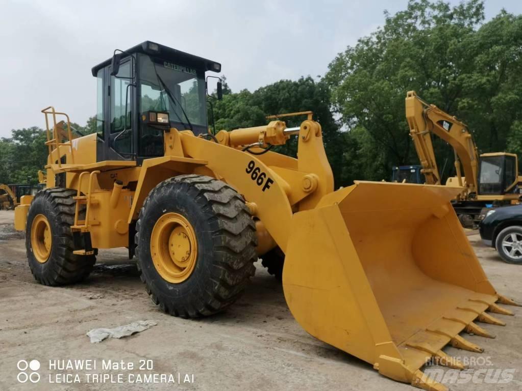 CAT 966 F Pyöräkuormaajat
