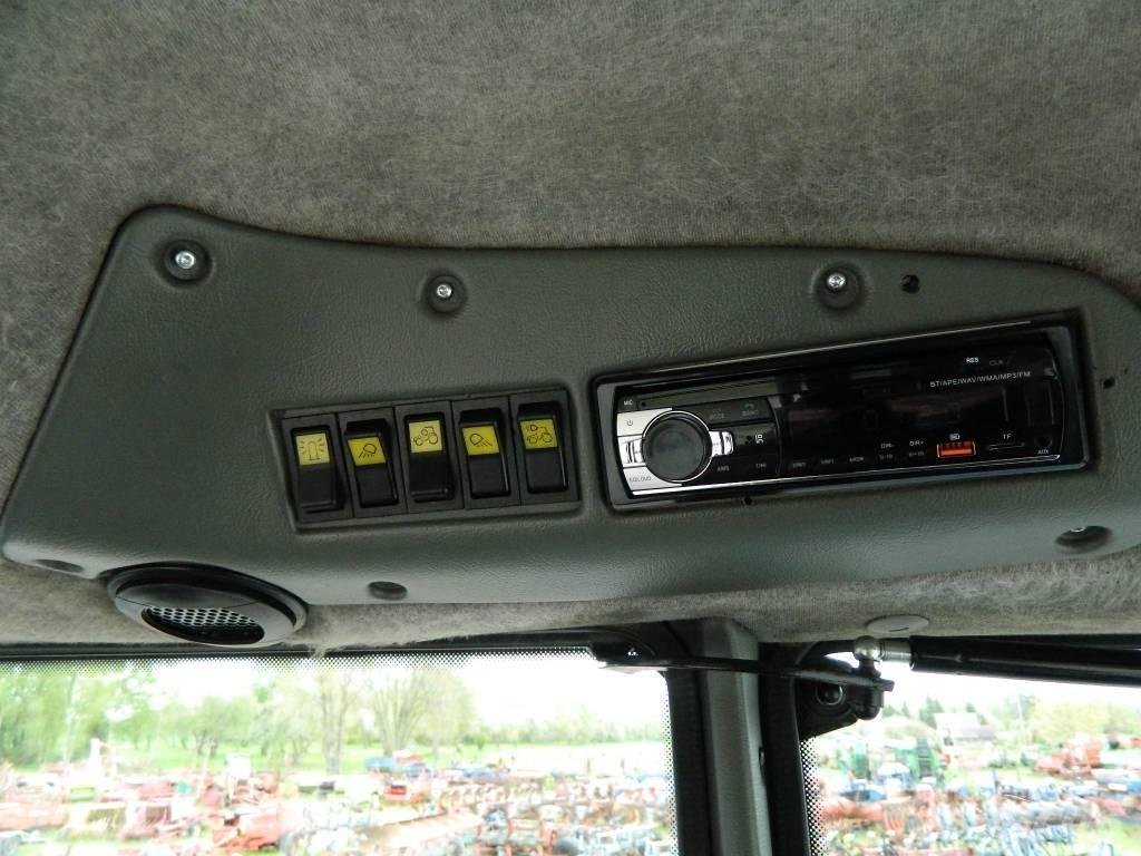 Valtra C 130 Traktorit