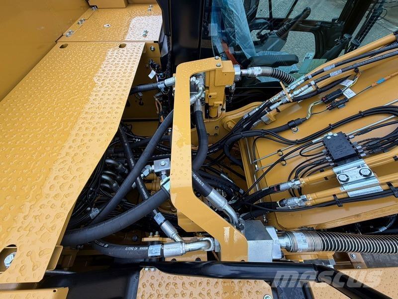 CAT 323-07 Telakaivukoneet