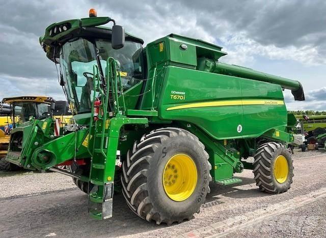 John Deere T 670 Leikkuupuimurit