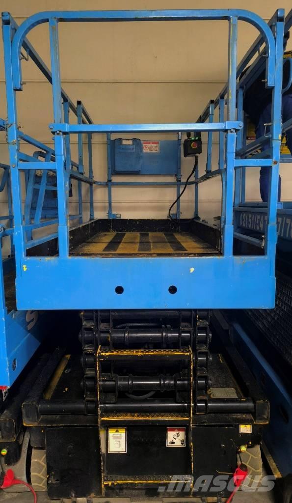 Haulotte Compact 12 Saksilavat