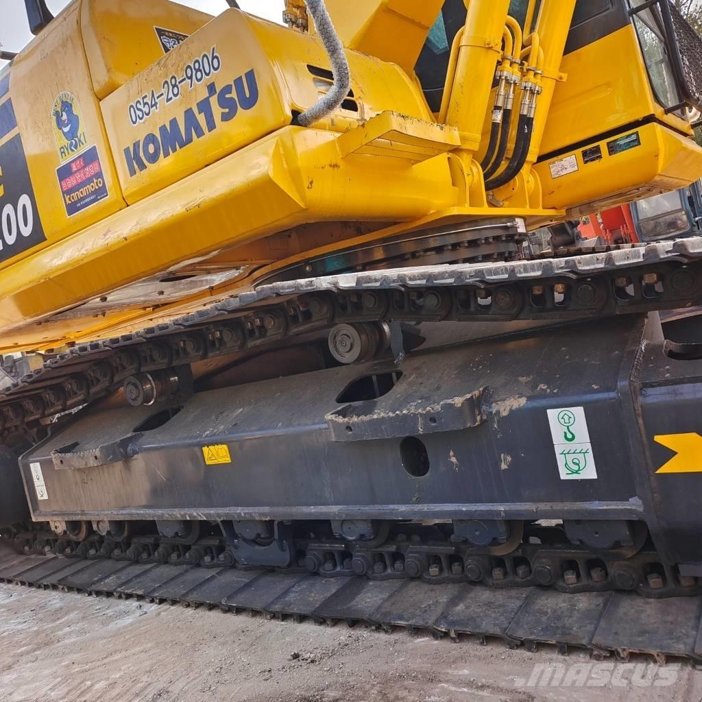 Komatsu PC 220 Telakaivukoneet