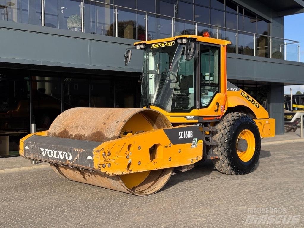 Volvo SD160B Kumipyöräjyrät