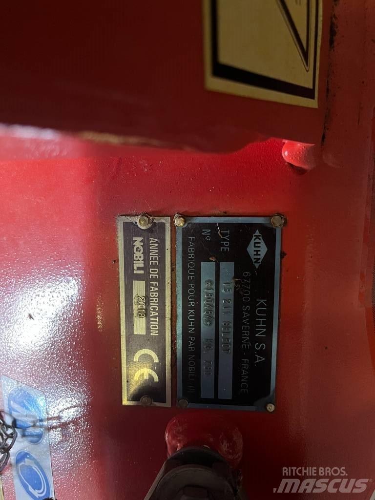 Kuhn TB 211 Kesantoleikkurit ja -murskaimet