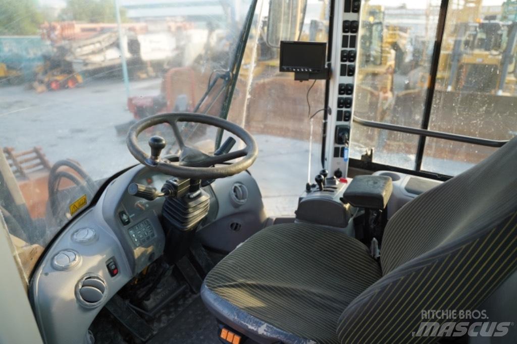 Volvo L220 F Pyöräkuormaajat