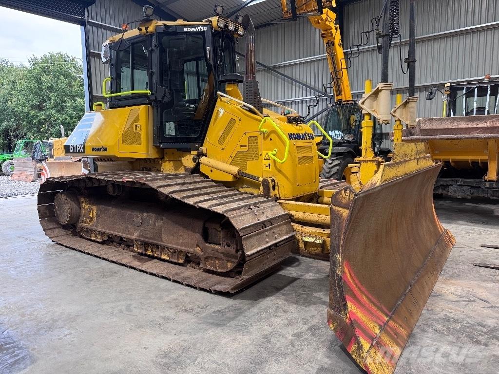 Komatsu D 61 PX Telaketjupuskutraktorit