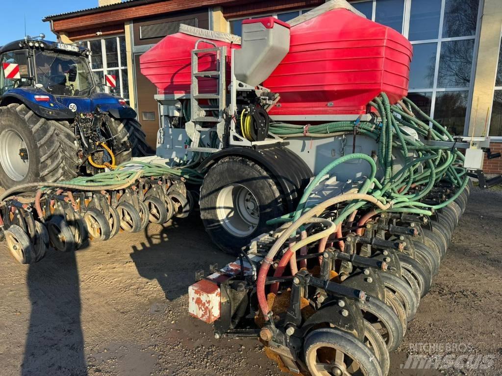  CrossSlot NoTillage Kylvökoneet