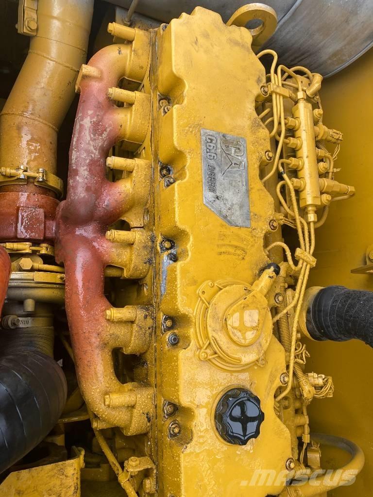 CAT 320 D Telakaivukoneet