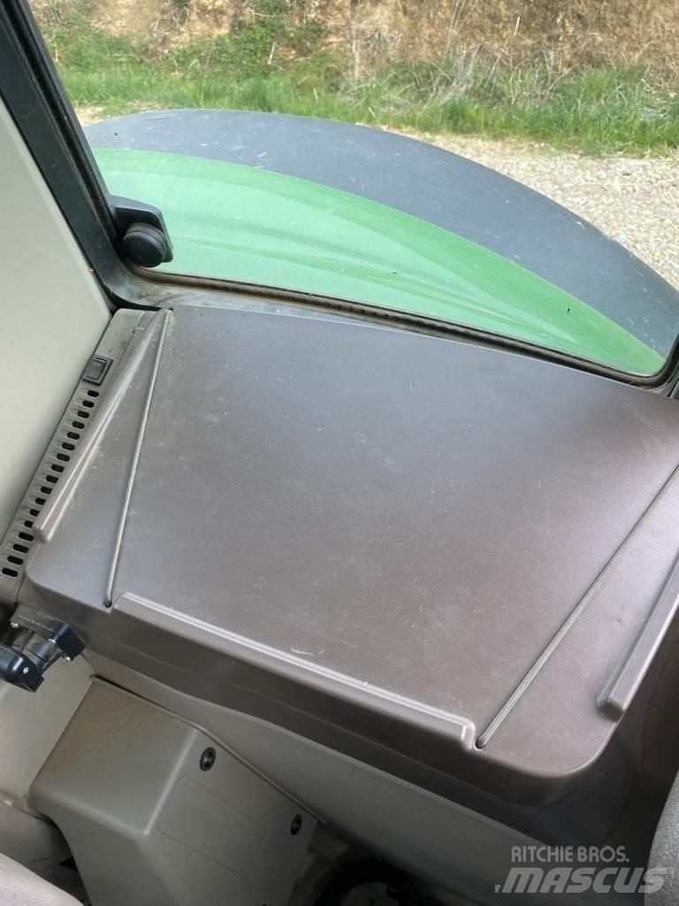 John Deere 6100 M Traktorit