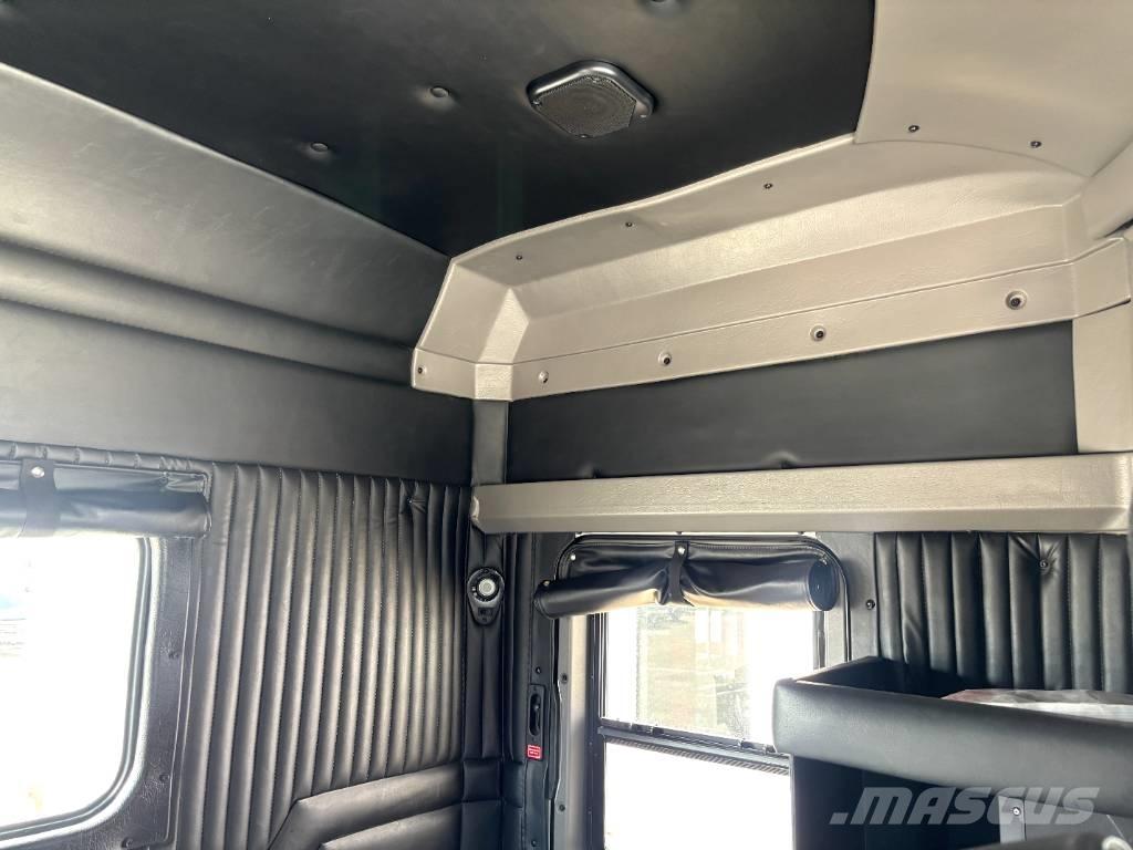 Kenworth W 900 Vetopöytäautot