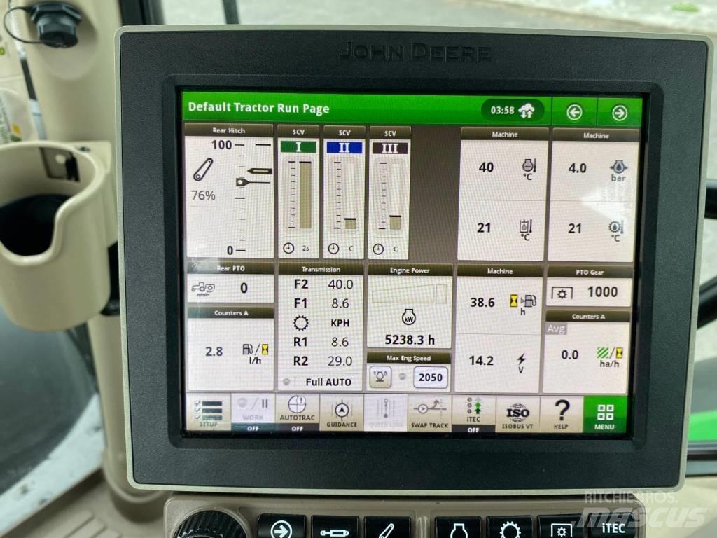 John Deere 6135R Traktorit
