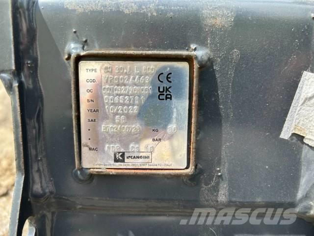 Cangini CQ 30.A L Kauhat