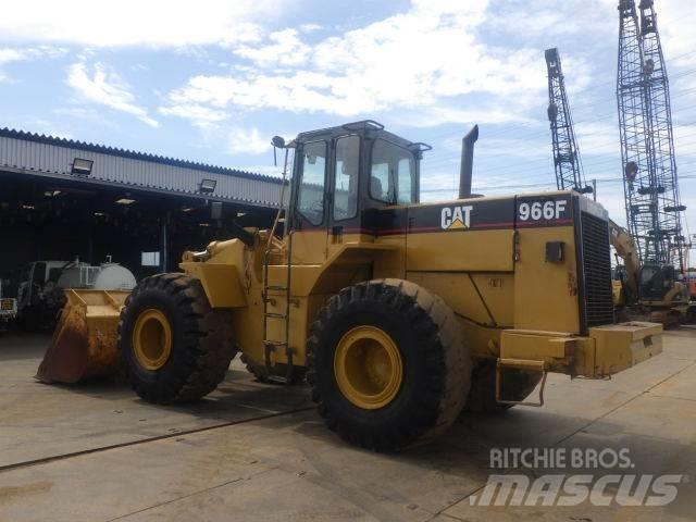 CAT 966 F Pyöräkuormaajat