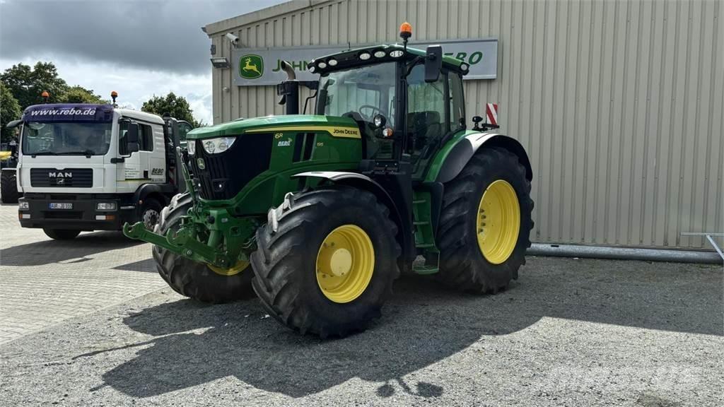 John Deere 6R195 Traktorit