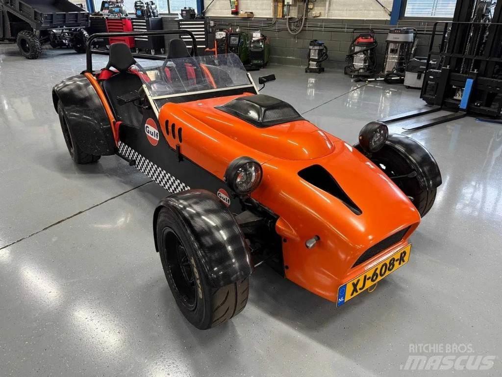  Sylva Striker Henkilöautot