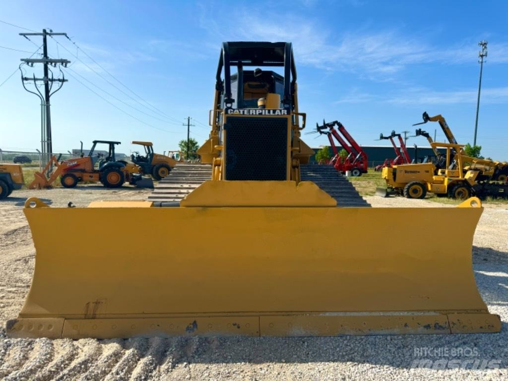 CAT D 6 M LGP Telaketjupuskutraktorit
