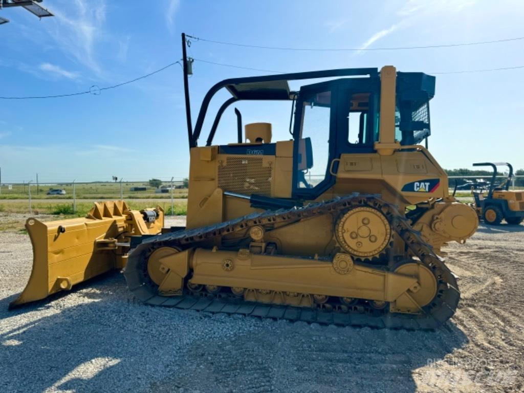 CAT D 6 M LGP Telaketjupuskutraktorit