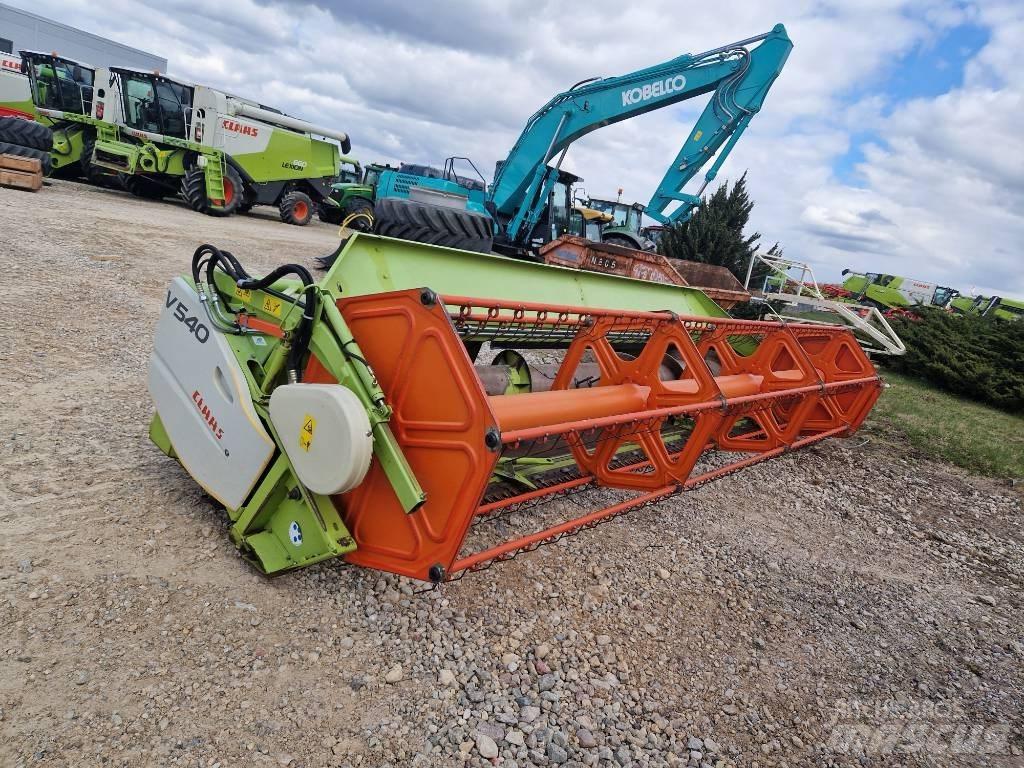 CLAAS Tucano 320 Leikkuupuimurit