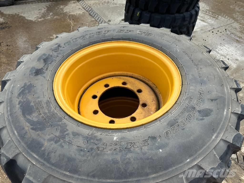 Dunlop 405/70R20 Renkaat ja vanteet