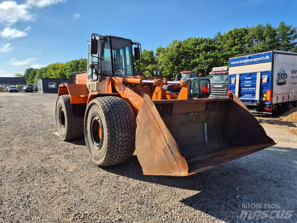 Hitachi FR 130 Pyöräkuormaajat