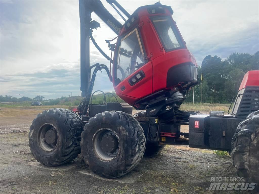 Komatsu 951 Harvesterit