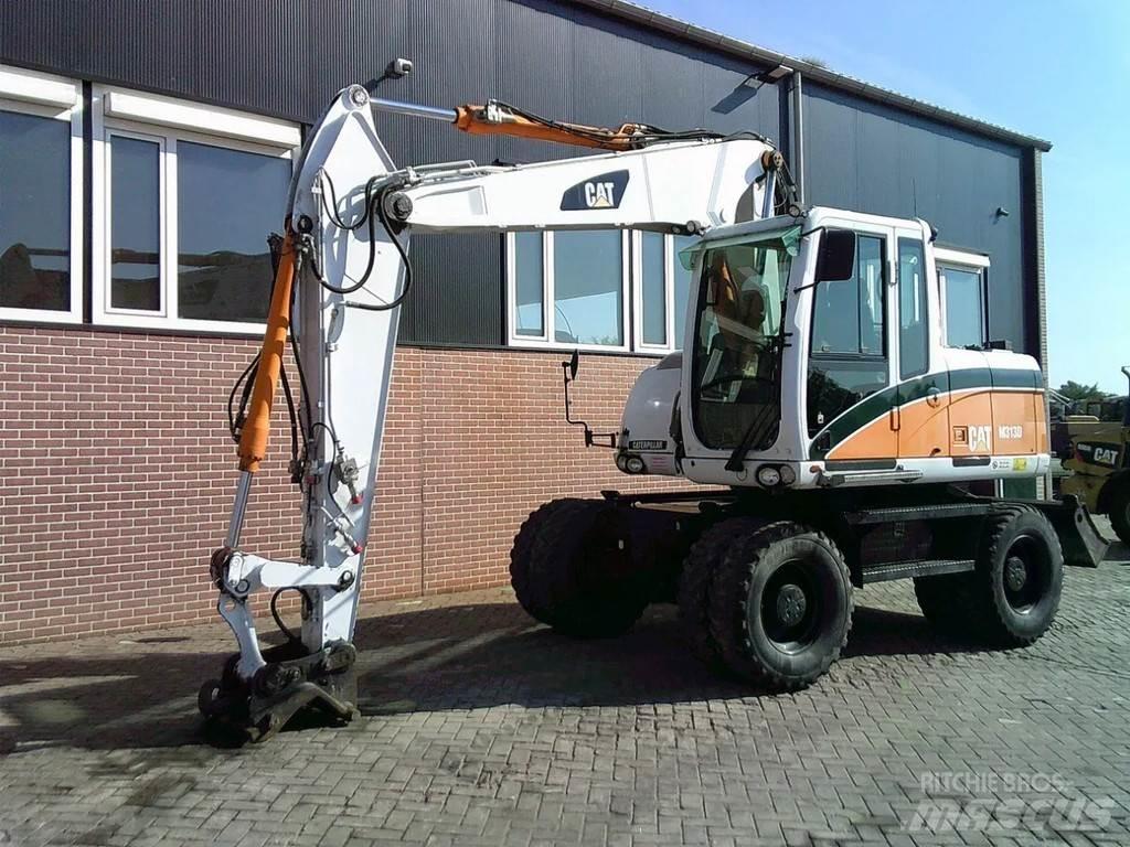 CAT M313D Pyöräkaivukoneet