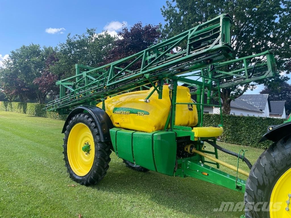 John Deere 732 Hinattavat ruiskut