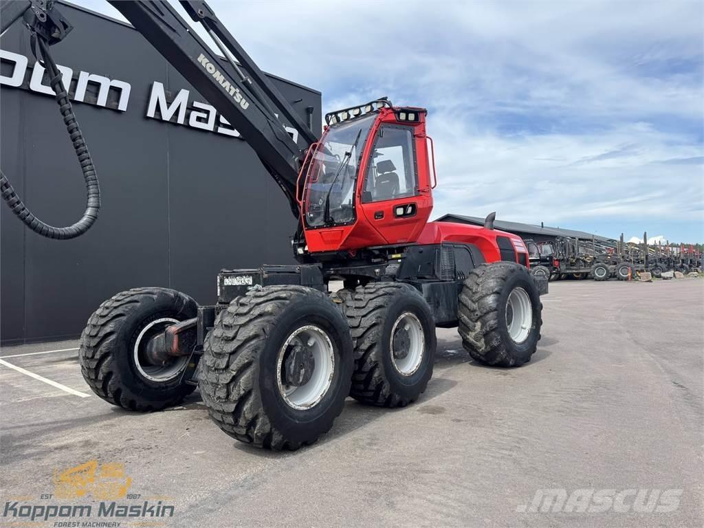 Komatsu 951 Harvesterit