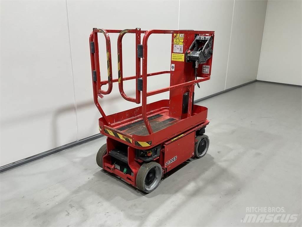 JLG 1230ES Saksilavat