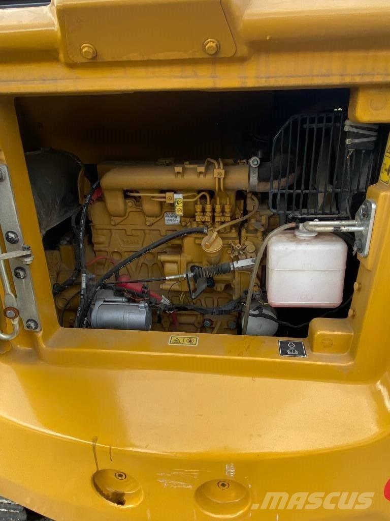 CAT 306 Telakaivukoneet