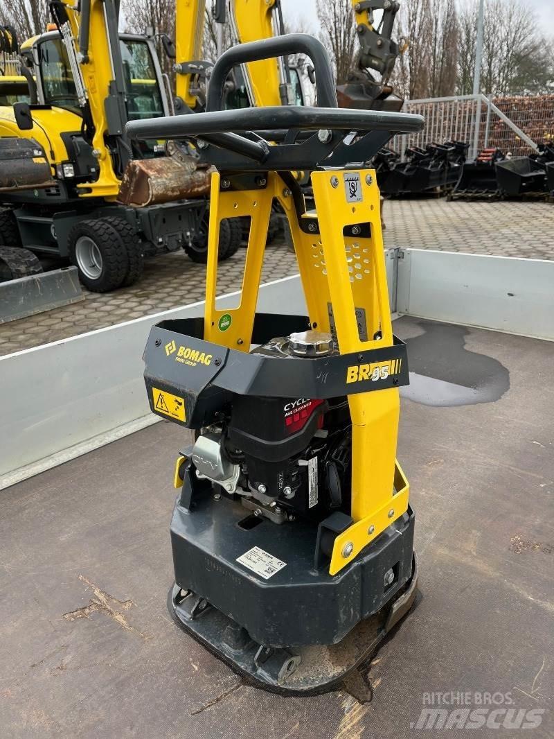 Bomag BR95 Tärylevyt