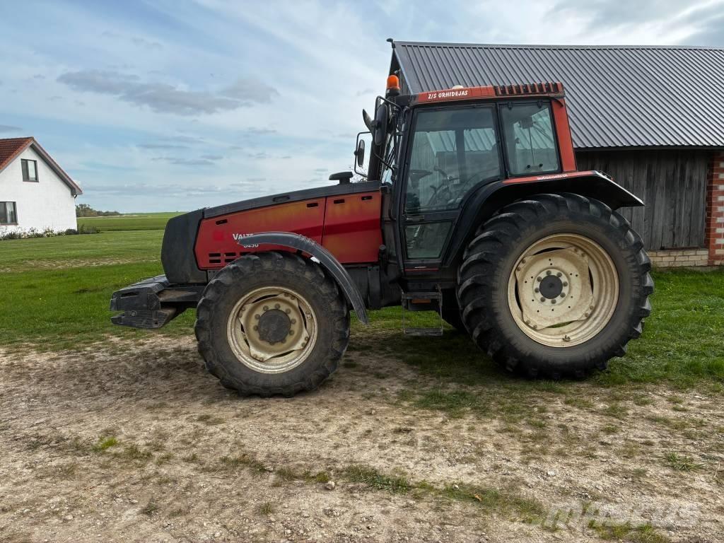 Valmet 8450 Traktorit