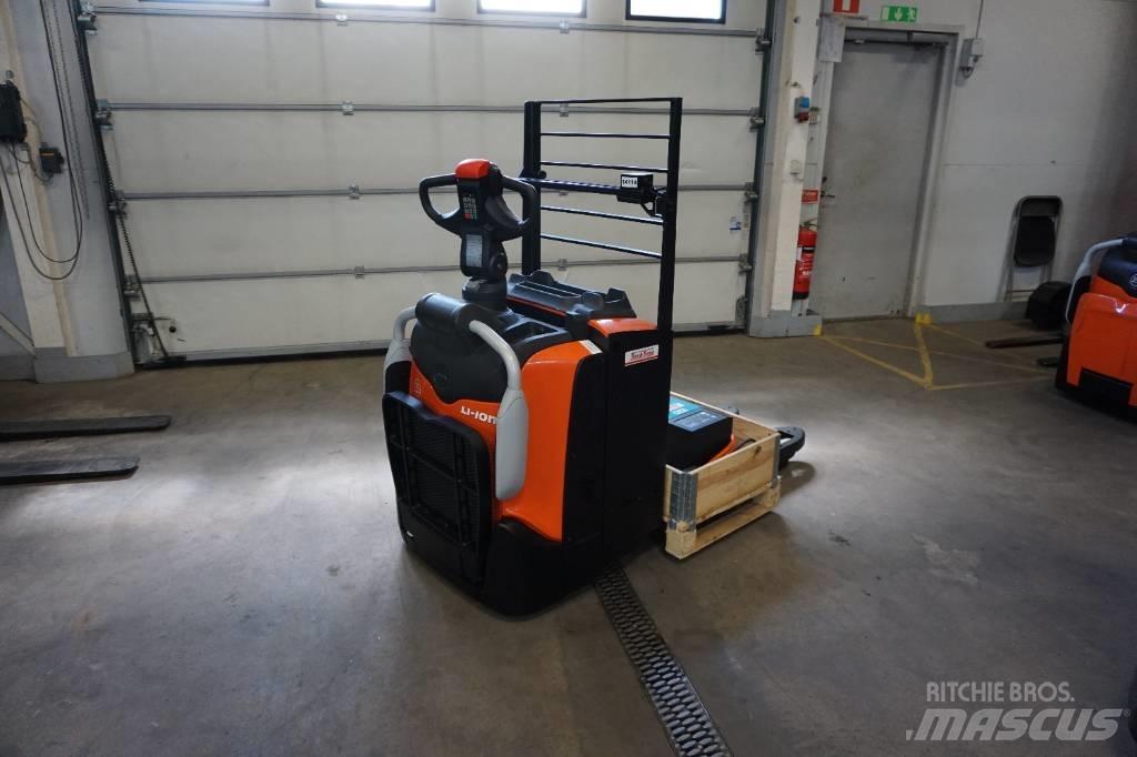 Toyota LPE220 Lavansiirtotrukit