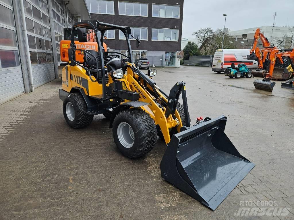 Schäffer 2445S Pienkuormaajat