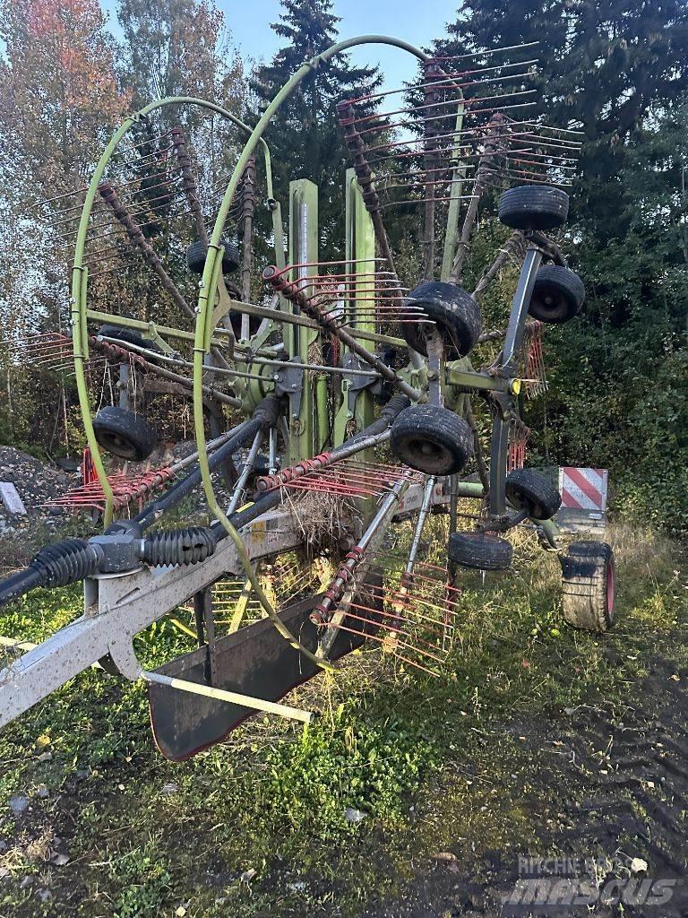 CLAAS Liner 2800 Pöyhimet ja haravat